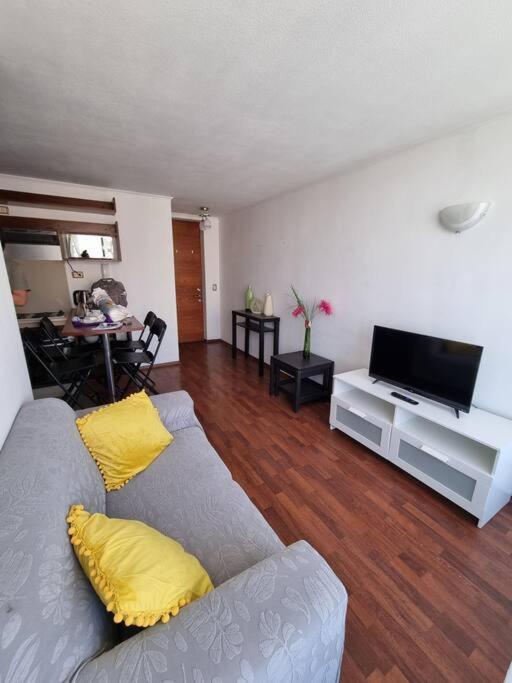 Comodo, Amplio Y Centrico Departamento Apartamento Santiago de Chile